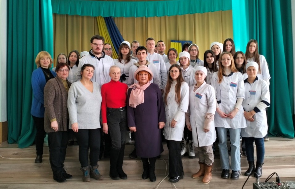 У День єднання - публічна лекція від МІМХ для майбутніх хмельницьких медиків