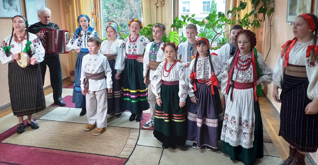 Проєкт «Часоколо: на хвилях споконвічних звичаїв»