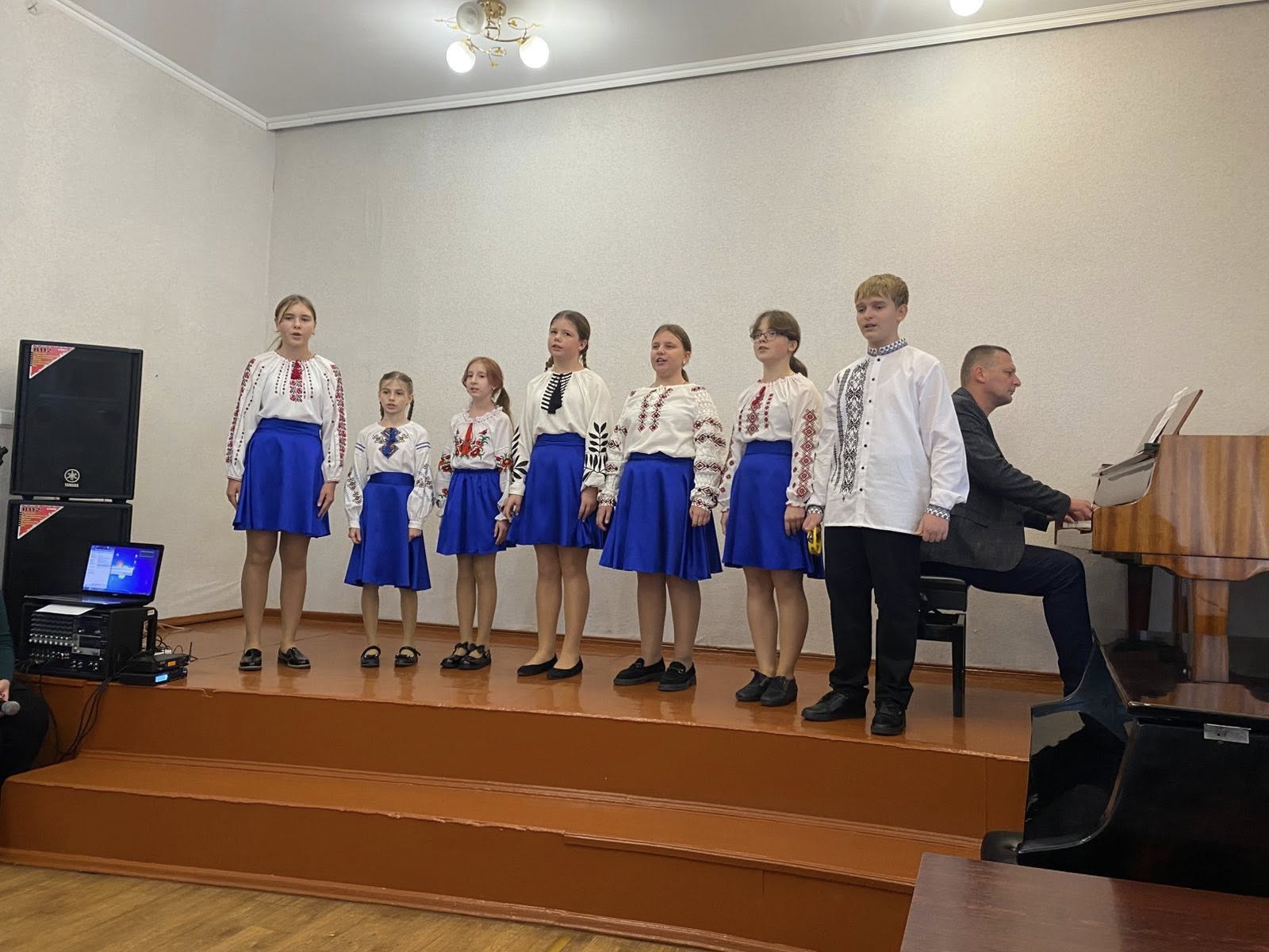 Концерт для учнів першого року навчання 