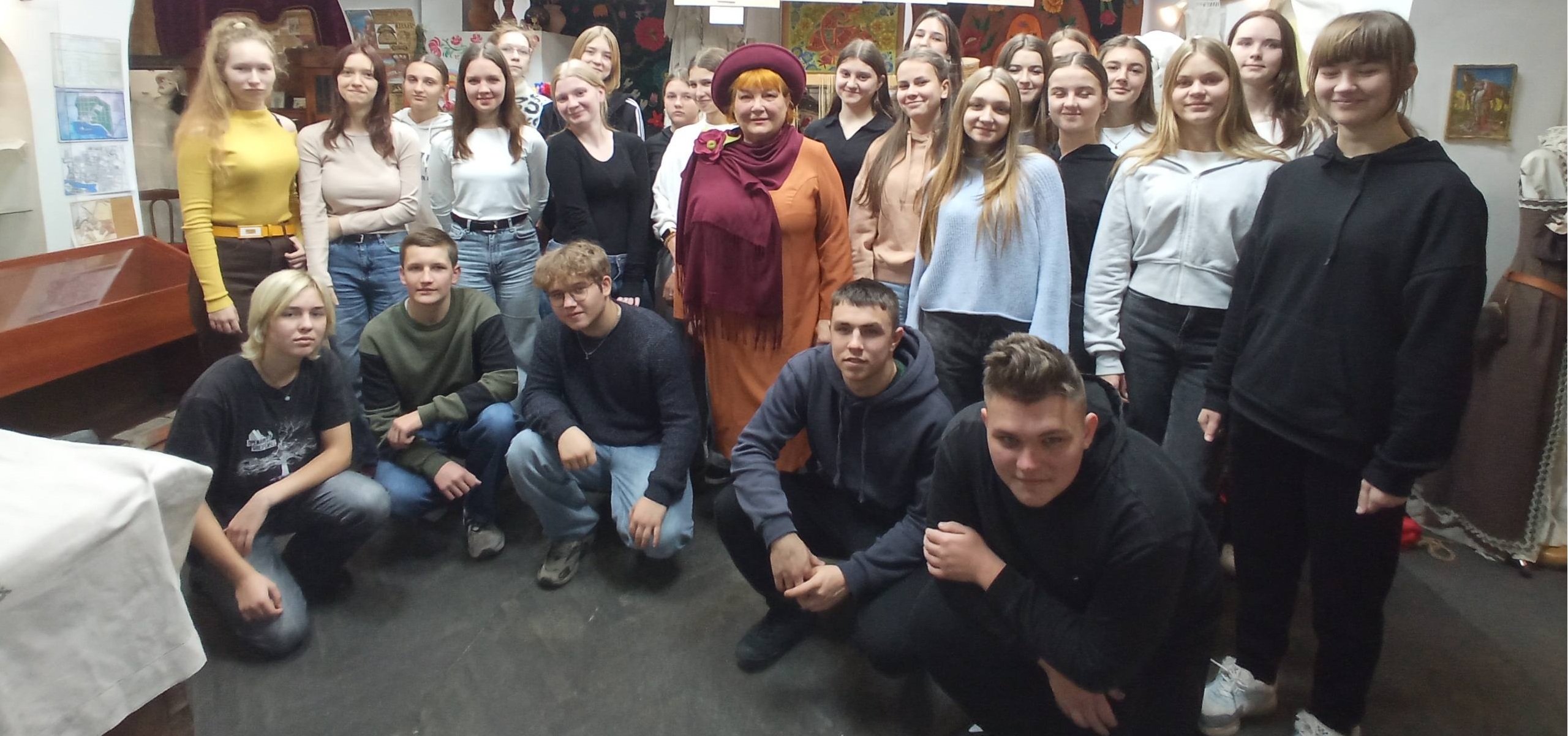 ПРО ЦІНУ ГІДНОСТІ ТА СВОБОДИ - МОЛОДОМУ ПОКОЛІННЮ 