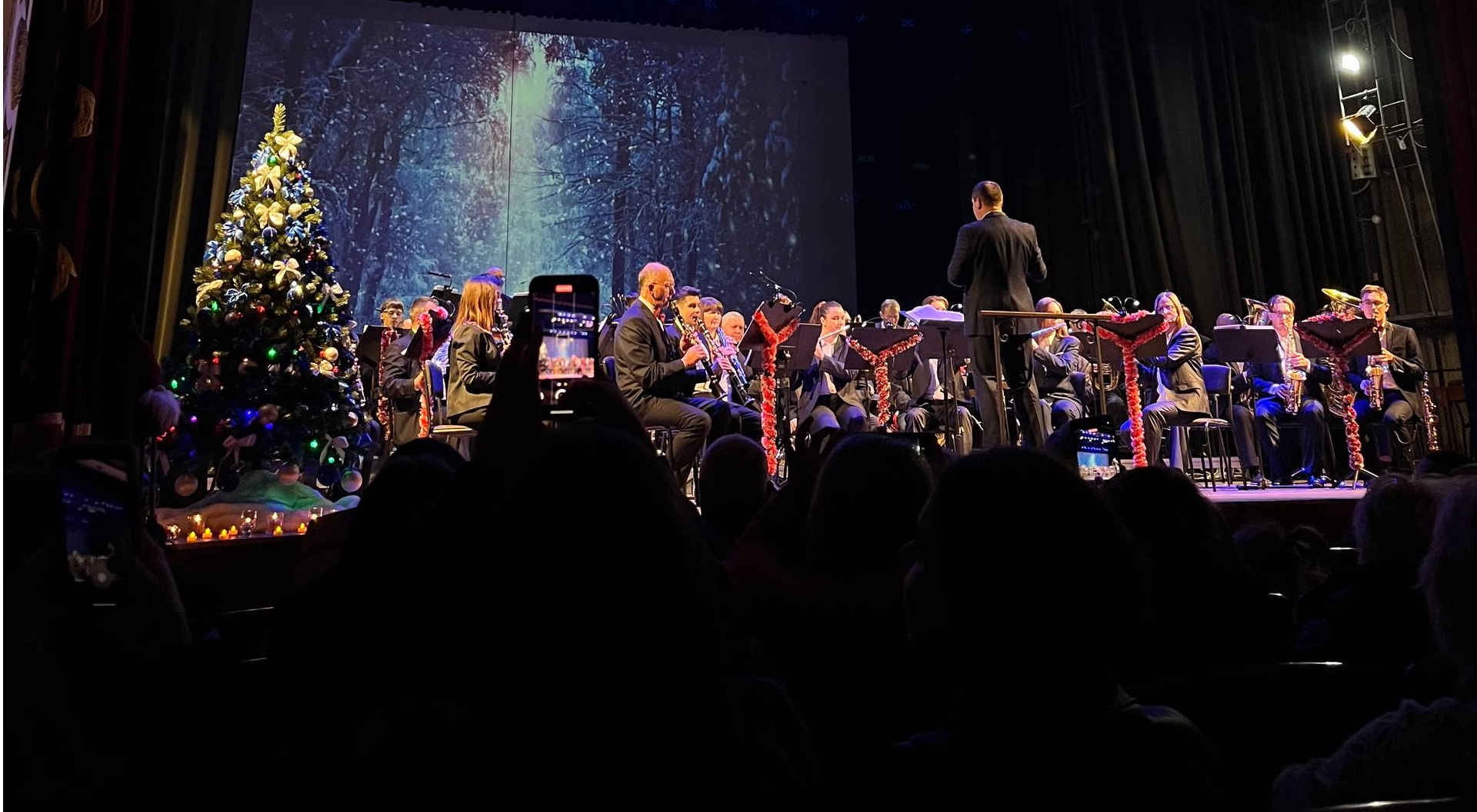 Оркестрова Казка Різдва. Музика, що зігріває серця!