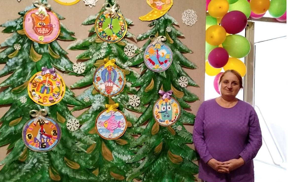 «Годинник сповіщає: Новий рік прийшов!»