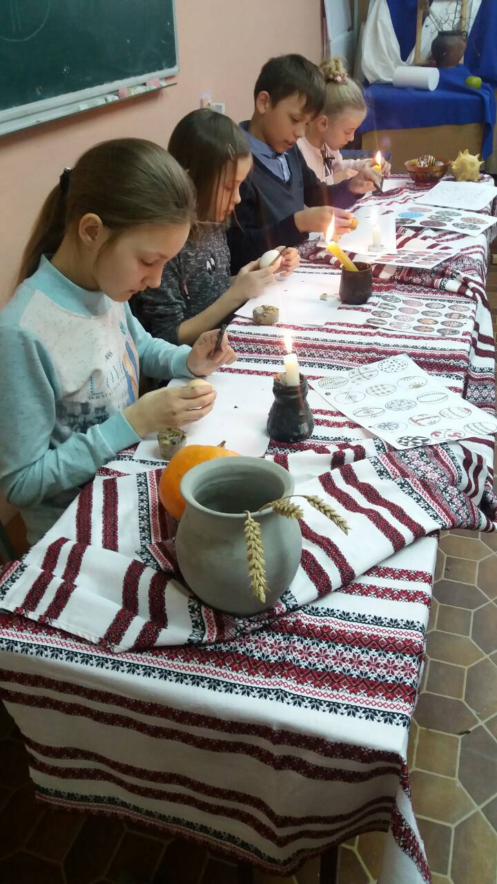 Великодній майстер-клас «Писанка чарівна – символ України»