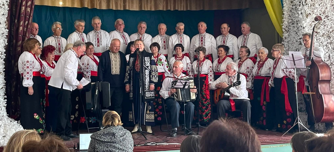 Свято української пісні в Олешині: концерт ансамблю «РЕТРО»