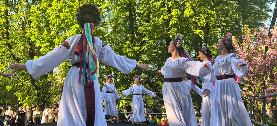 «Танцюй з Україною в серці»