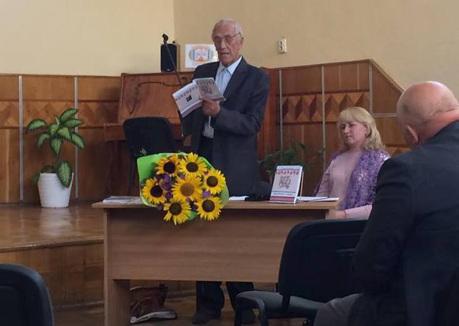 Анатолій Ненцінський презентував нову книгу