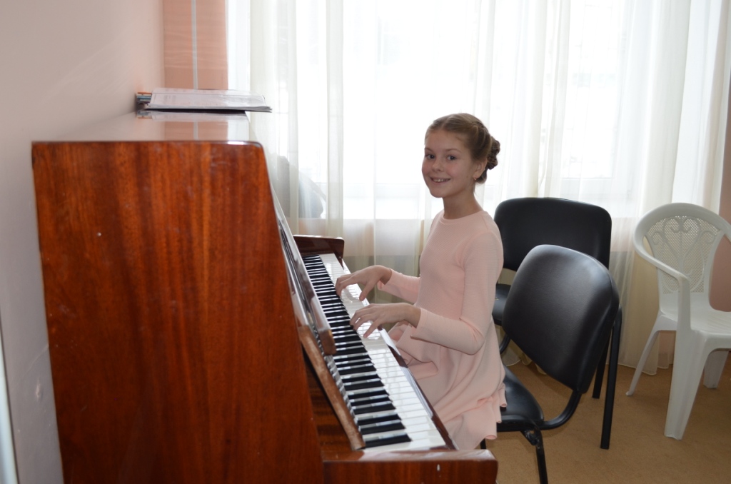 Дивись на мене, як на рівного