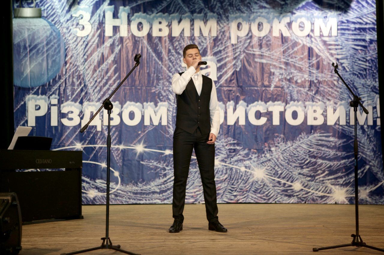 Бринить мелодія душі в казкову новорічну ніч