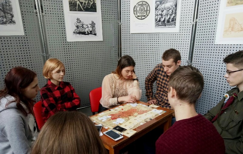 Учнівська молодь міста змагалася в турнірі з настільної гри 