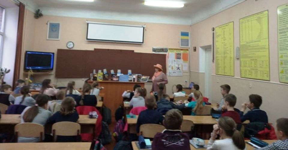 Про День Гідності та Свободи музейники міста розповіли ліцеїстам