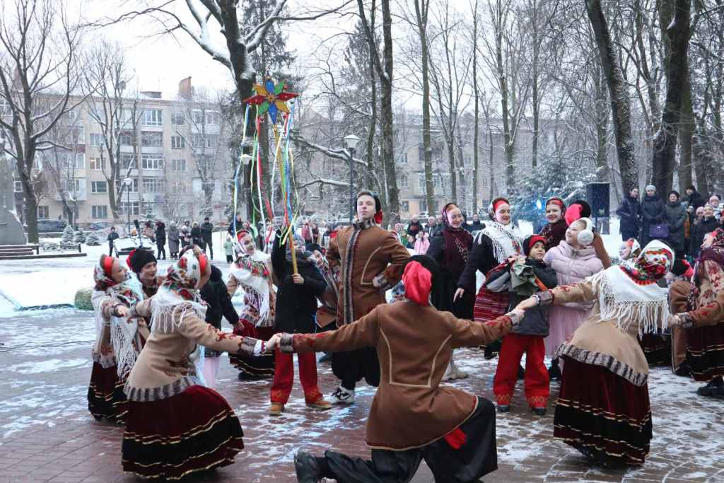 Різдвяний вертеп просто неба